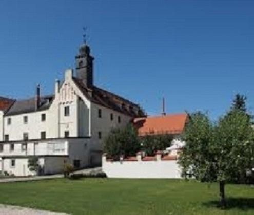 Schloss Weichs Zu Regensburg Mit 2Schlafzimmer Parkplatz Internet 75Qm Zentrum 外观 照片